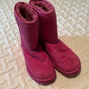 Pink UGGS in great condition